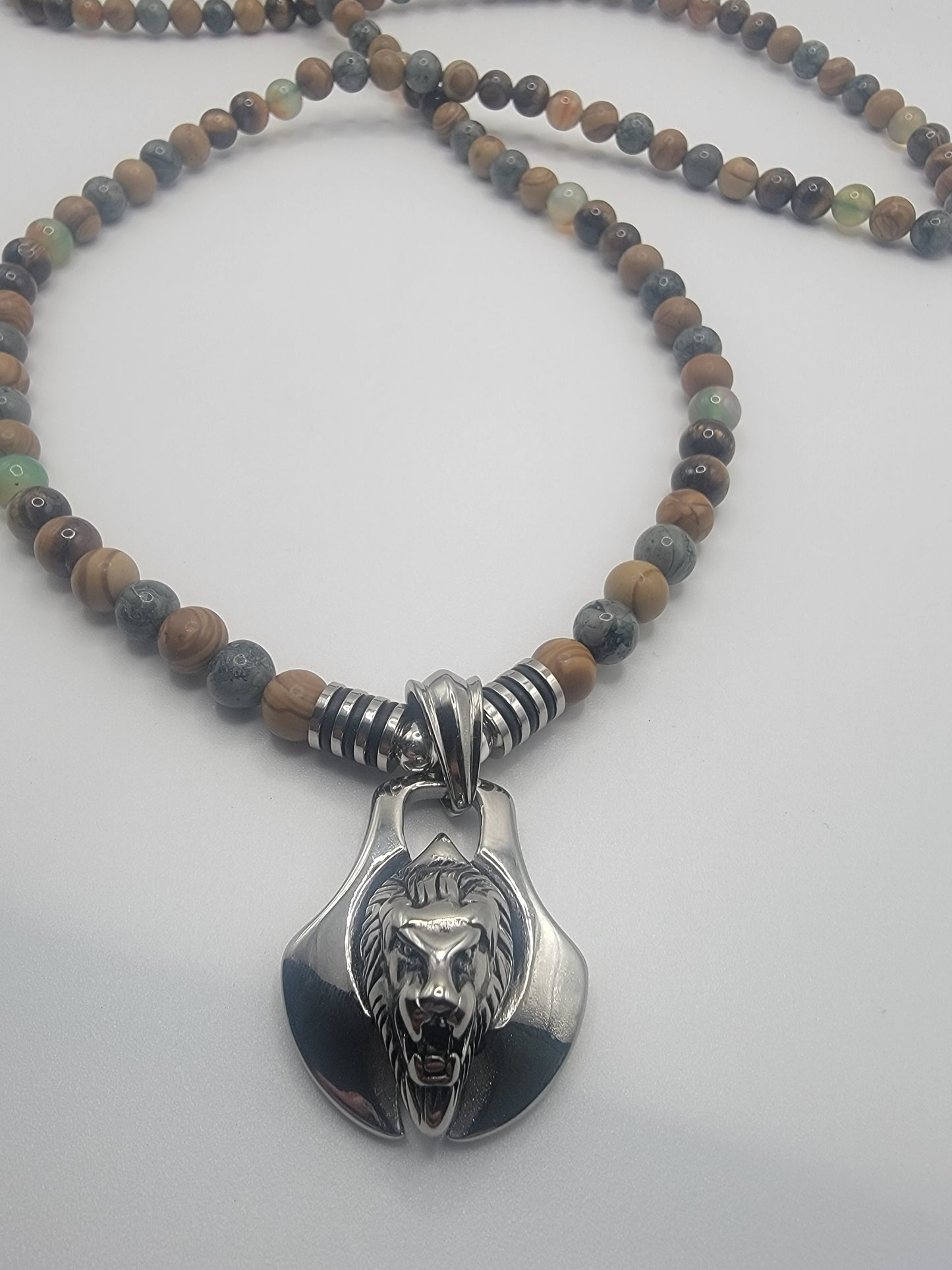 Wood Grain Lion